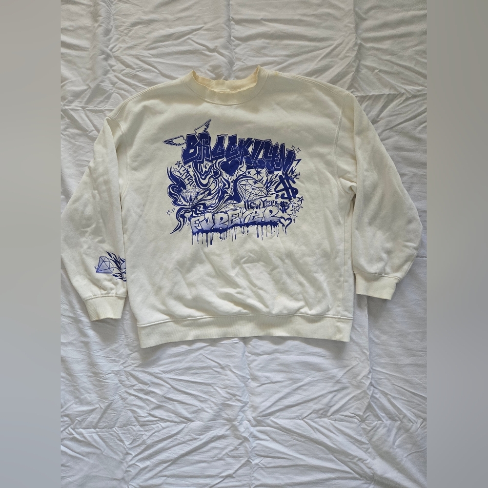 Brooklyn Graphic White Sweatshirt